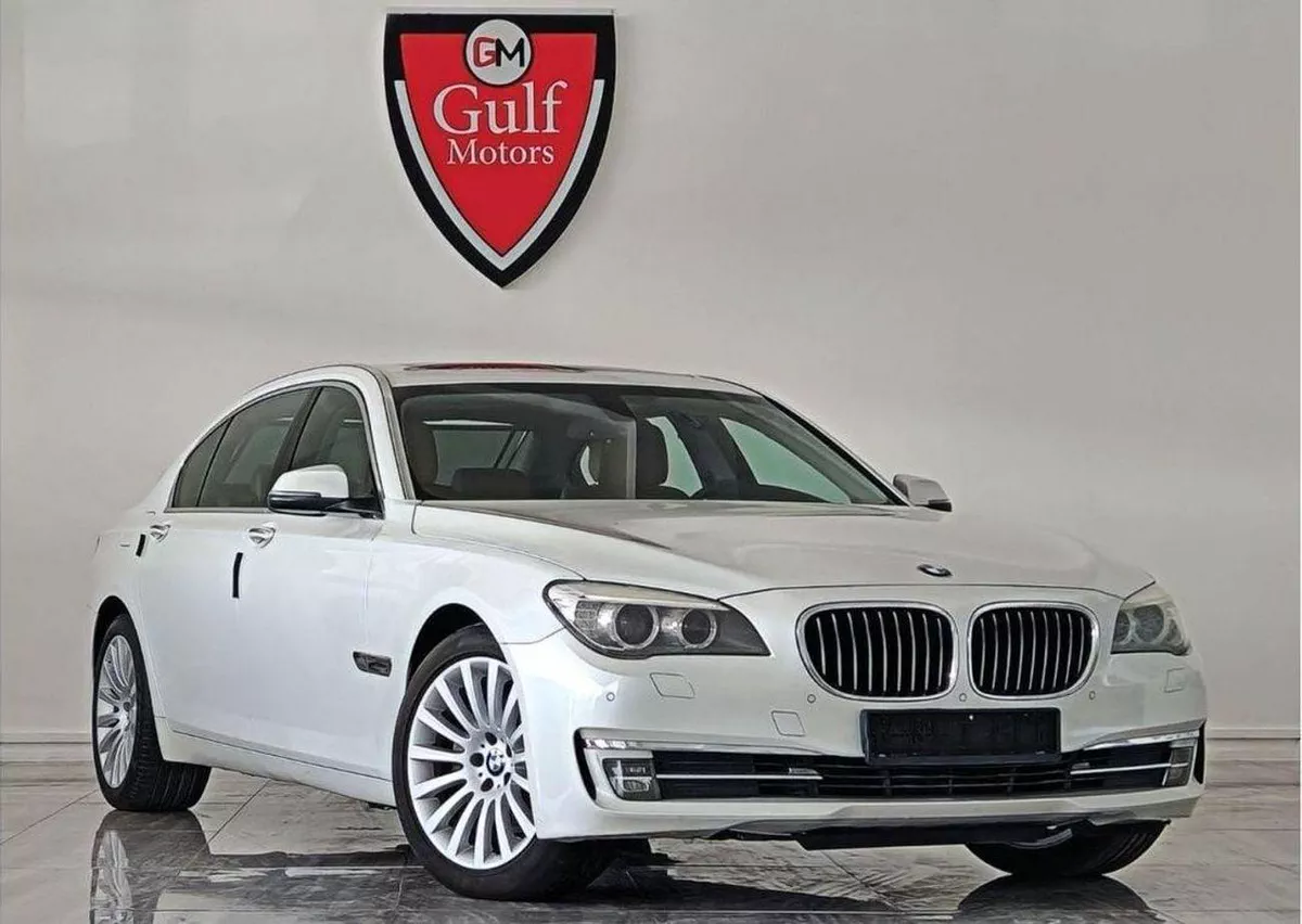 BMW 730Li STANDARD STD 3L-6CYL FULL OPTION EXCELLENT CONDITION - VAT INCLUSIVE