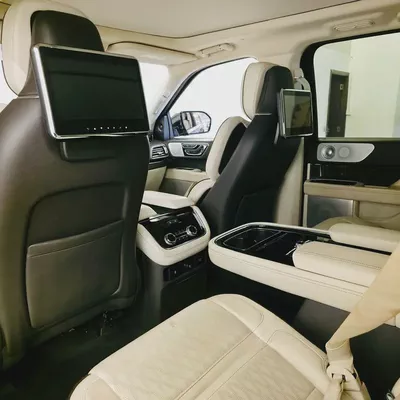 AED 2491 PM | LINCOLN NAVIGATOR PRESIDENTIAL 2019 | UNDER AGENCY SERVICE CONTRACT JUNE 2029 | GCC-17