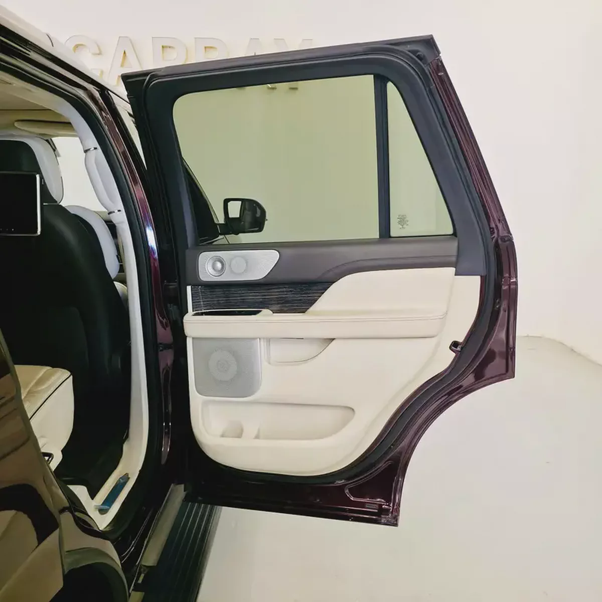 AED 2491 PM | LINCOLN NAVIGATOR PRESIDENTIAL 2019 | UNDER AGENCY SERVICE CONTRACT JUNE 2029 | GCC-18-18