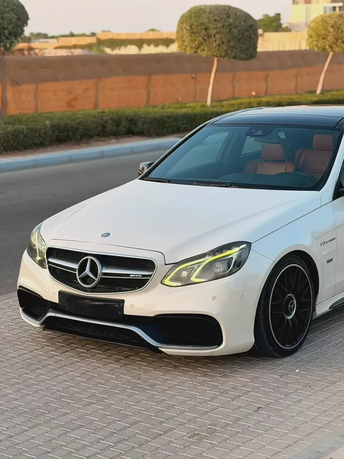 Mercedes-Benz E-Class E 63 AMG 2014 | GCC Specs | Pristine Condition-9-9