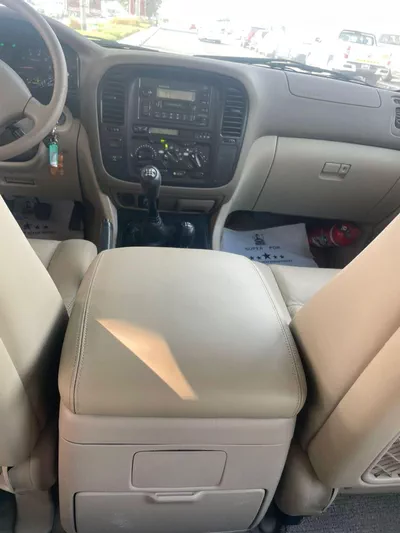 Toyota Land Cruiser VXR TOP LTH-19
