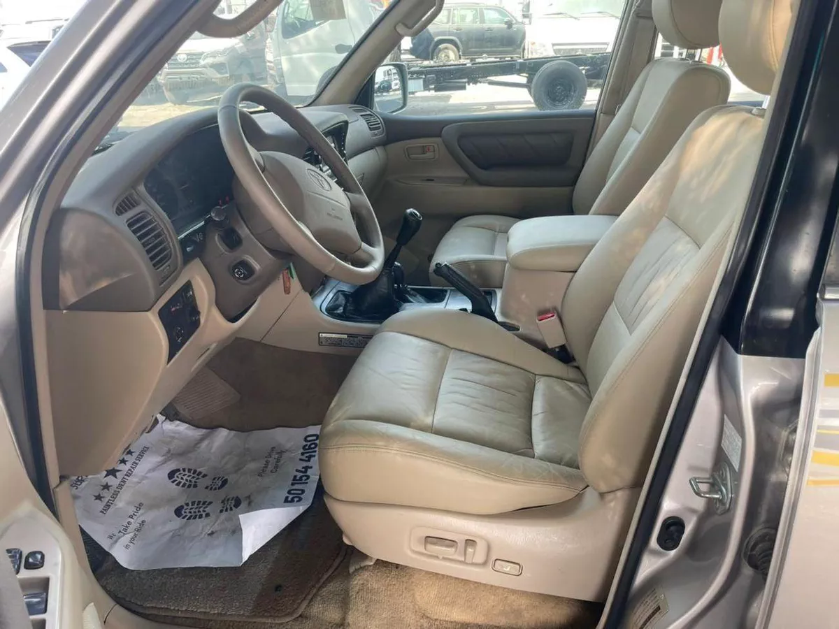 Toyota Land Cruiser VXR TOP LTH-2-0