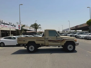 Toyota Land Cruiser 70 Series LC 76 70th Anniversary 2022 GCC Specs