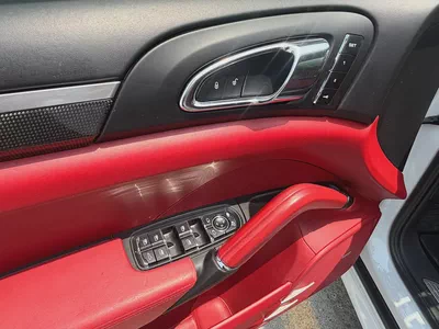 2016 Porsche Cayenne GTS | GCC Specs-16