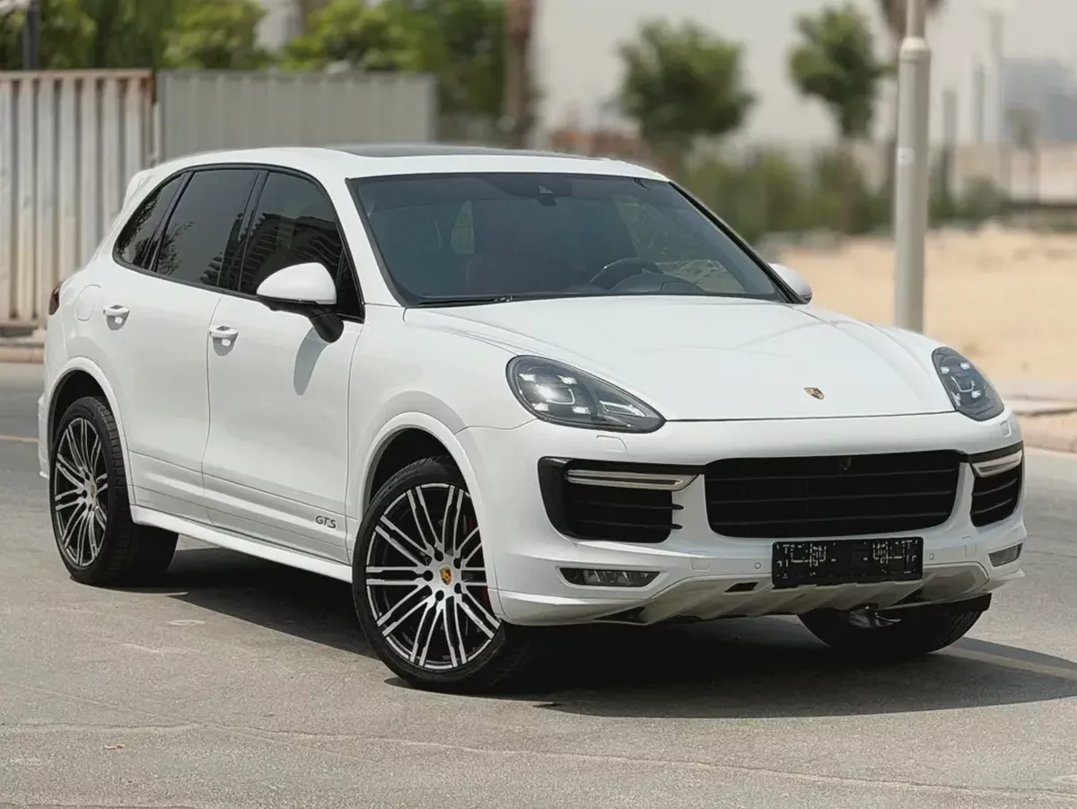 2016 Porsche Cayenne GTS | GCC Specs-2-2