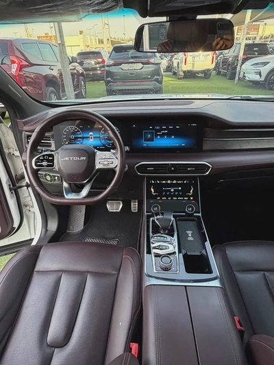Jetour X90 Plus—2.0T —Luxury 2023 —GCC —Low Mileage— UNDERWarrant—EXCELLENT CONDITIONS-10