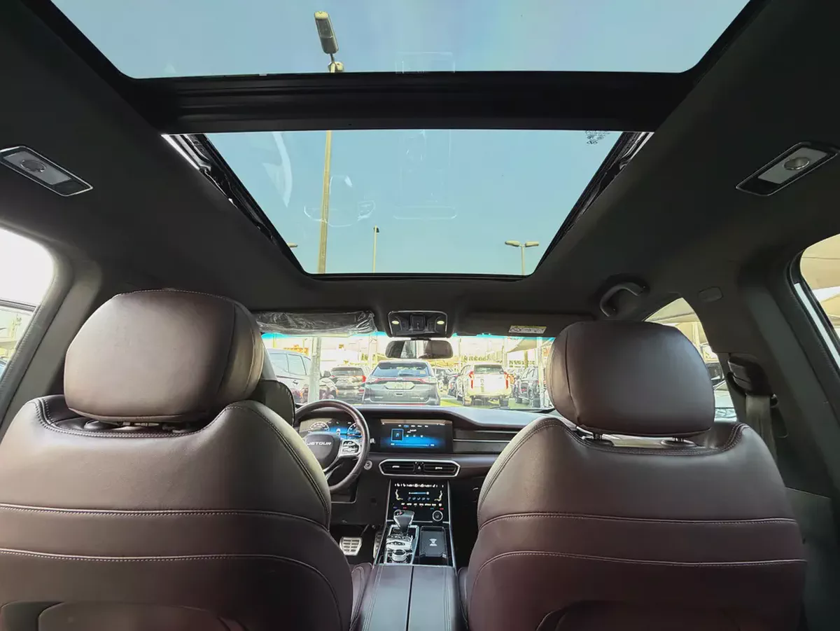 Jetour X90 Plus—2.0T —Luxury 2023 —GCC —Low Mileage— UNDERWarrant—EXCELLENT CONDITIONS-11-11