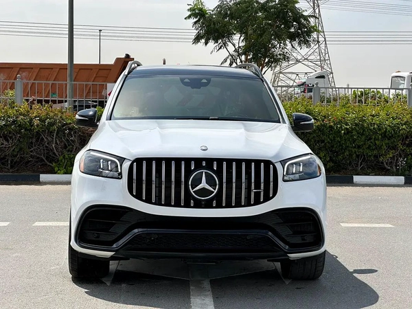 Mercedes Benz GLS63 2024