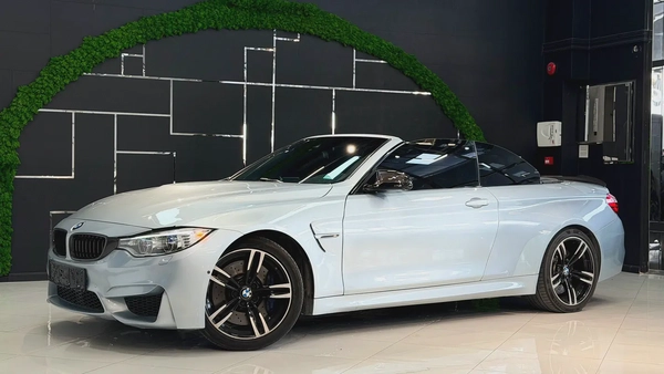 BMW M4 Convertible 2017 Korean Specs