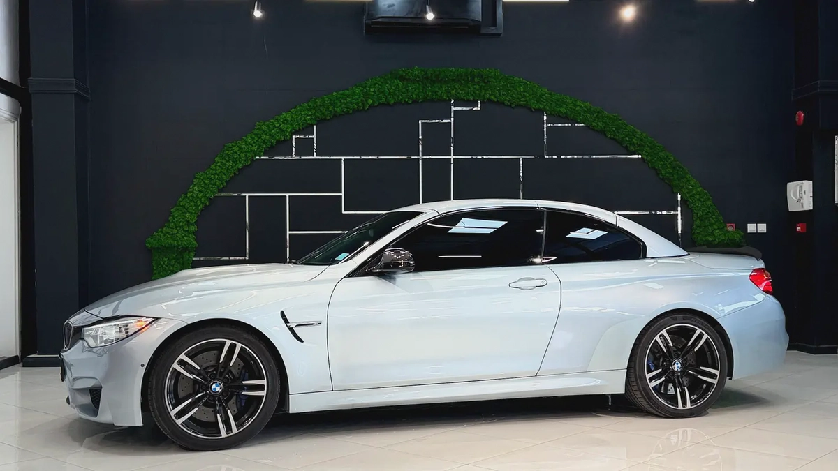 BMW M4 Convertible 2017 Korean Specs-1-1