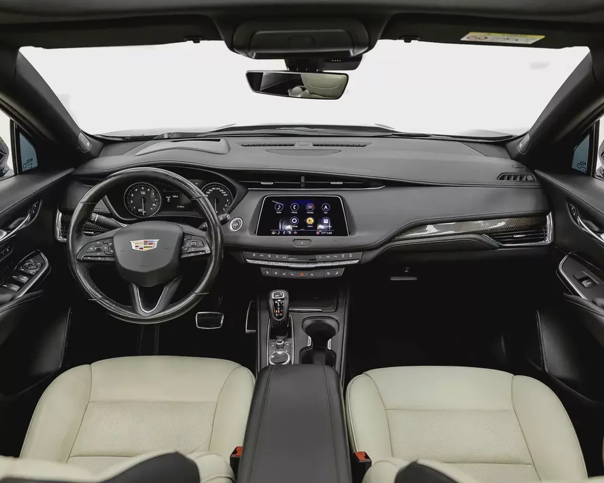 CADILLAC XT4 SPORT - 2019 - GCC - EXCELLENT CONDITION-6-6