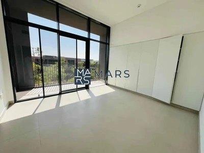 Luxurious 4 bedroom villa available for rent in sendian Masaar 200k-18
