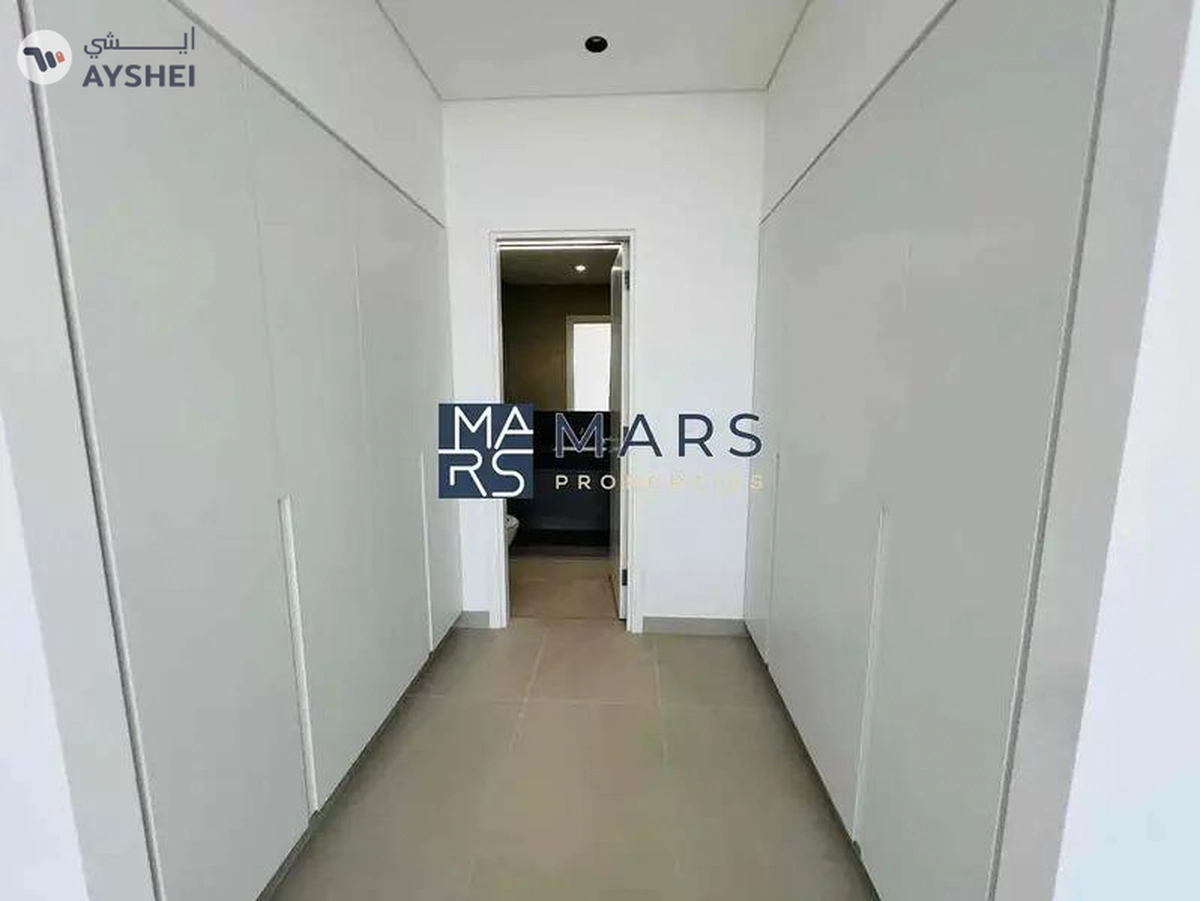 Luxurious 4 bedroom villa available for rent in sendian Masaar 200k-13-13