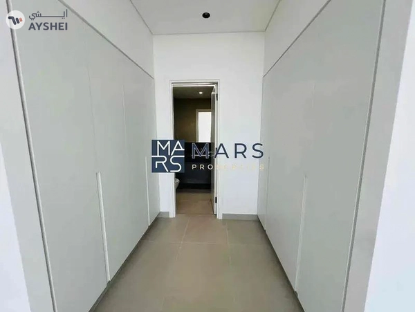 Luxurious 4 bedroom villa available for rent in sendian Masaar 200k