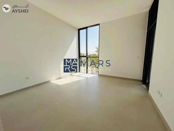 Luxurious 4 bedroom villa available for rent in sendian Masaar 200k