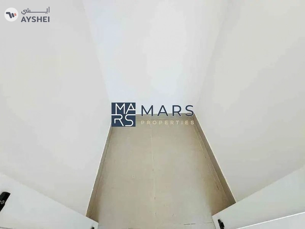 Luxurious 4 bedroom villa available for rent in sendian Masaar 200k