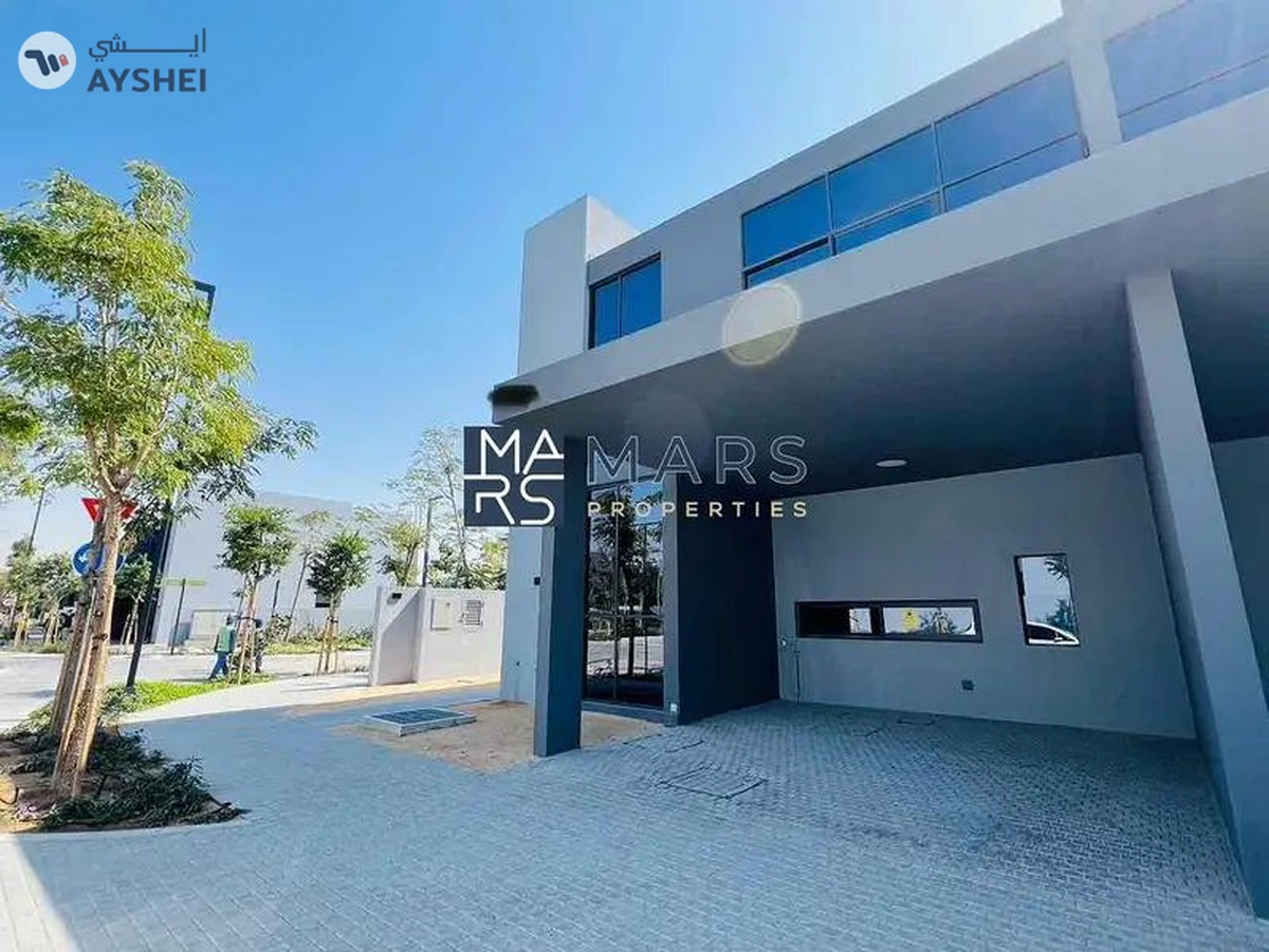 Luxurious 4 bedroom villa available for rent in sendian Masaar 200k-1-1