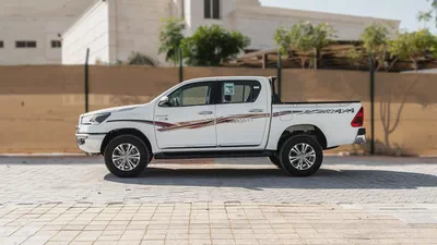 2026 Toyota Hilux SGLX 2.8L AT Diesel (White-Red)-2