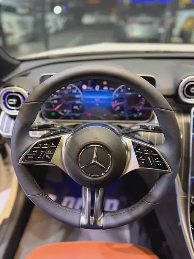 2025 MERCEDES C 200 BRAND NEW-10