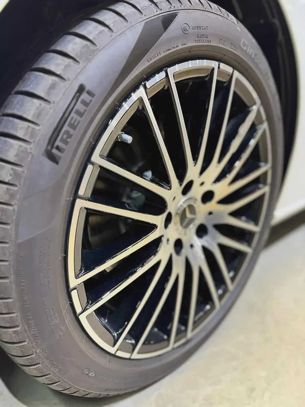 2025 MERCEDES C 200 BRAND NEW-6-6