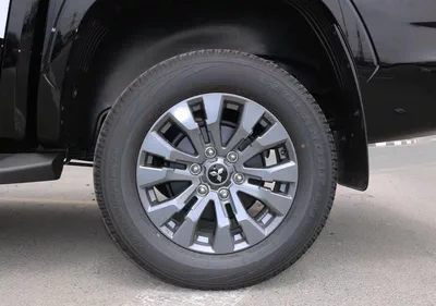Mitsubishi L200 Mitsubishi sportero 2.4L Diesel MY2026-16