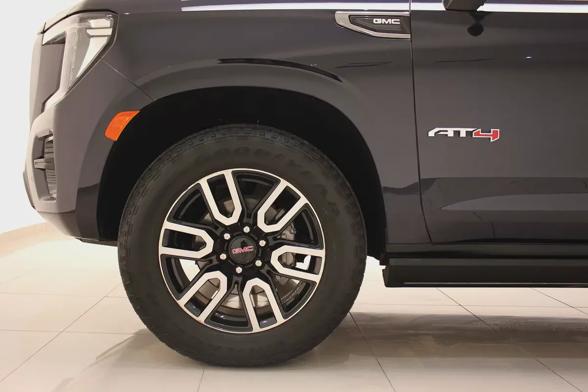 GMC Yukon AT4 2021 GCC Specs-5-5