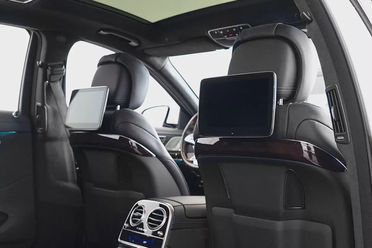 5,203 AED / 60 Months | 0% DP | 2018 Mercedes Benz S560 4Matic Maybach / Japan Specification-13-13