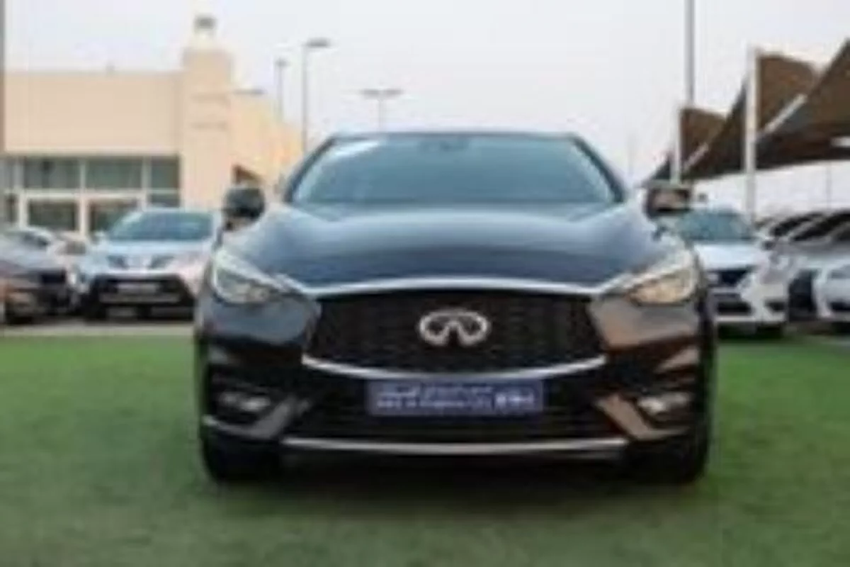 Used Infiniti QX30 2.0T AWD Base 2019-4-4