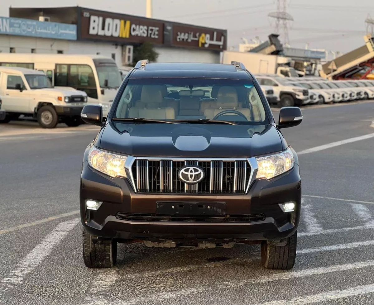 Toyota Prado  2022 Toyota Prado TXL Full Option 4.0L V6 - AWD 4x4 - Electric Seat - Rear CAM & Sensors - Cool Box-2-0