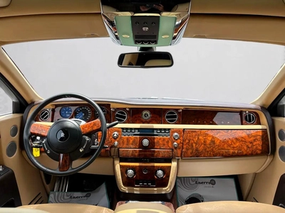 ROLLS-ROYCE PHANTOM | 6.75L V12 | 2011 | FULL AGMC SERVICE HISTORY | GCC SPECS-16