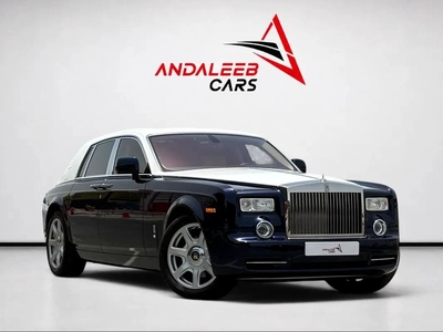 ROLLS-ROYCE PHANTOM | 6.75L V12 | 2011 | FULL AGMC SERVICE HISTORY | GCC SPECS-12