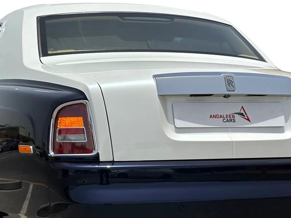 ROLLS-ROYCE PHANTOM | 6.75L V12 | 2011 | FULL AGMC SERVICE HISTORY | GCC SPECS
