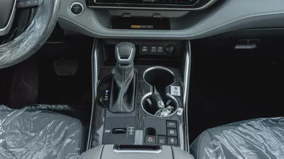2026 Toyota Highlander Limited 2.5L AT Hybrid-14
