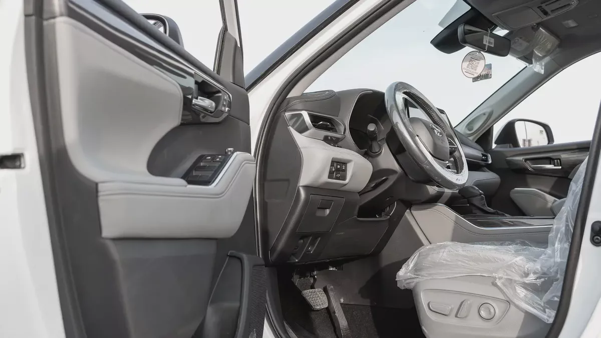 2026 Toyota Highlander Limited 2.5L AT Hybrid-9-9