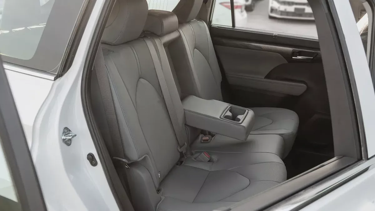2026 Toyota Highlander Limited 2.5L AT Hybrid-15-15