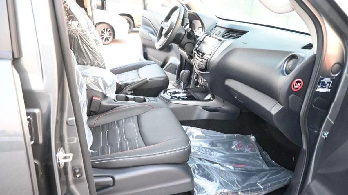 Nissan Navara PRO4X FULL OPTION-8-8