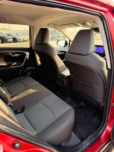 Toyota RAV4 XLE 2.5 AWD push start-15