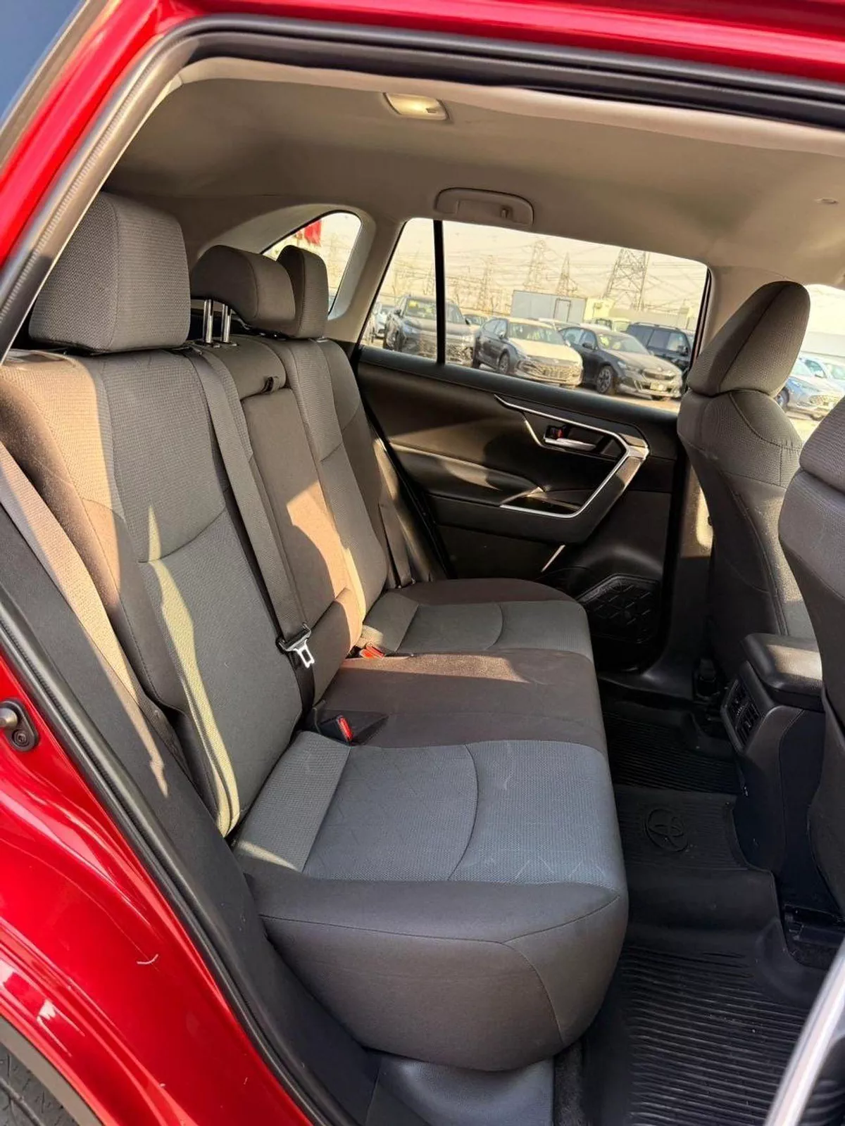 Toyota RAV4 XLE 2.5 AWD push start-14-0