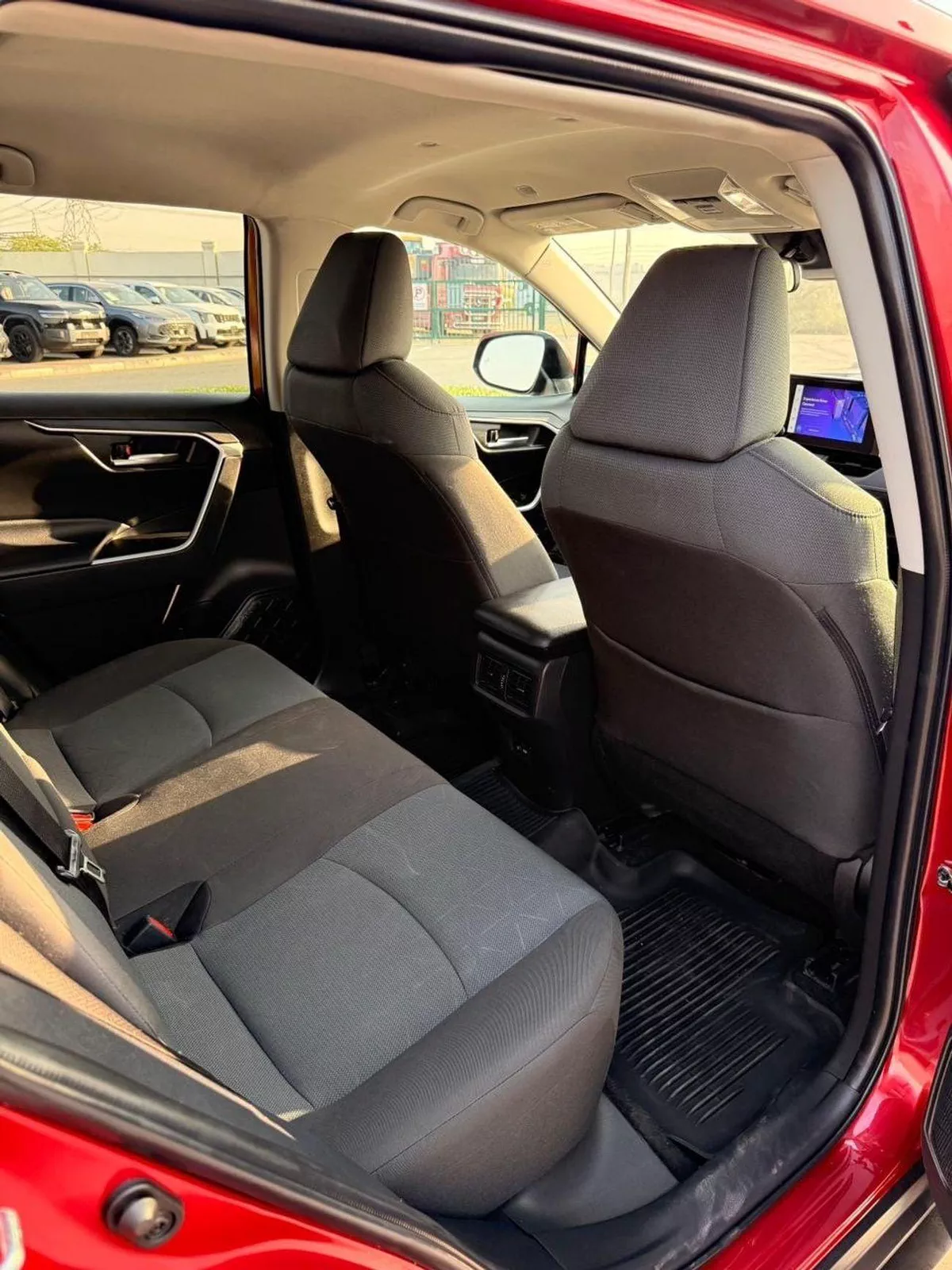 Toyota RAV4 XLE 2.5 AWD push start-15-0