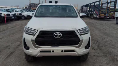 Toyota Hilux SR5 (NON GCC)-0