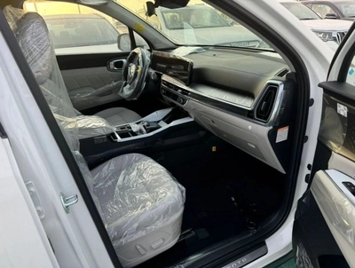 Kia Sorento 1.6L HYBRID FULL OPTION 2024-7