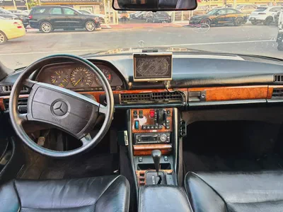 Classic 1990 Mercedes-Benz S-Class S 560 - Immaculate Condition - Japanese Specs-10