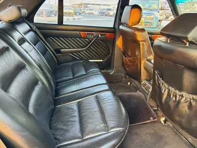 Classic 1990 Mercedes-Benz S-Class S 560 - Immaculate Condition - Japanese Specs-12