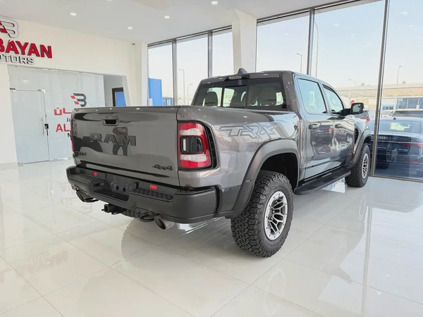 دودج رتم TRX رمادي / اسود خليجي RAM 1500 TRX V8 2022 - GCC Specs - Pristine Condition
