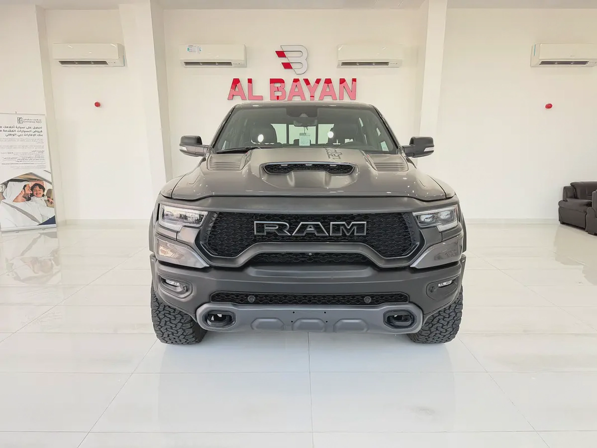 دودج رتم TRX رمادي / اسود خليجي RAM 1500 TRX V8 2022 - GCC Specs - Pristine Condition