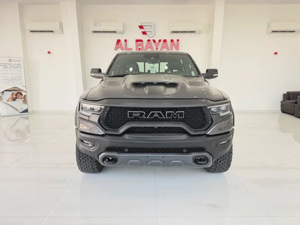 دودج رتم TRX رمادي / اسود خليجي RAM 1500 TRX V8 2022 - GCC Specs - Pristine Condition