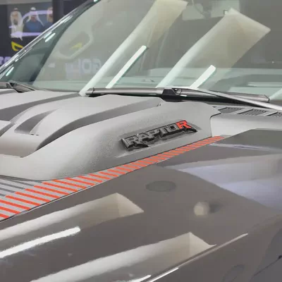2025 Ford F-150 Raptor R Supercharged V8-11