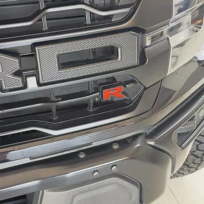 2025 Ford F-150 Raptor R Supercharged V8-12