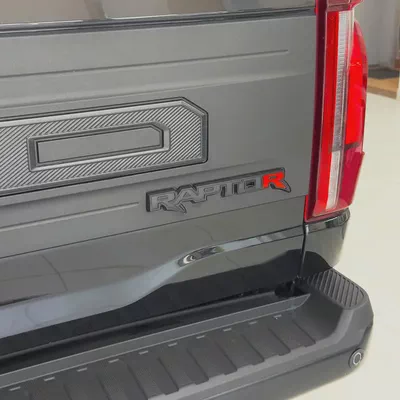 2025 Ford F-150 Raptor R Supercharged V8-13