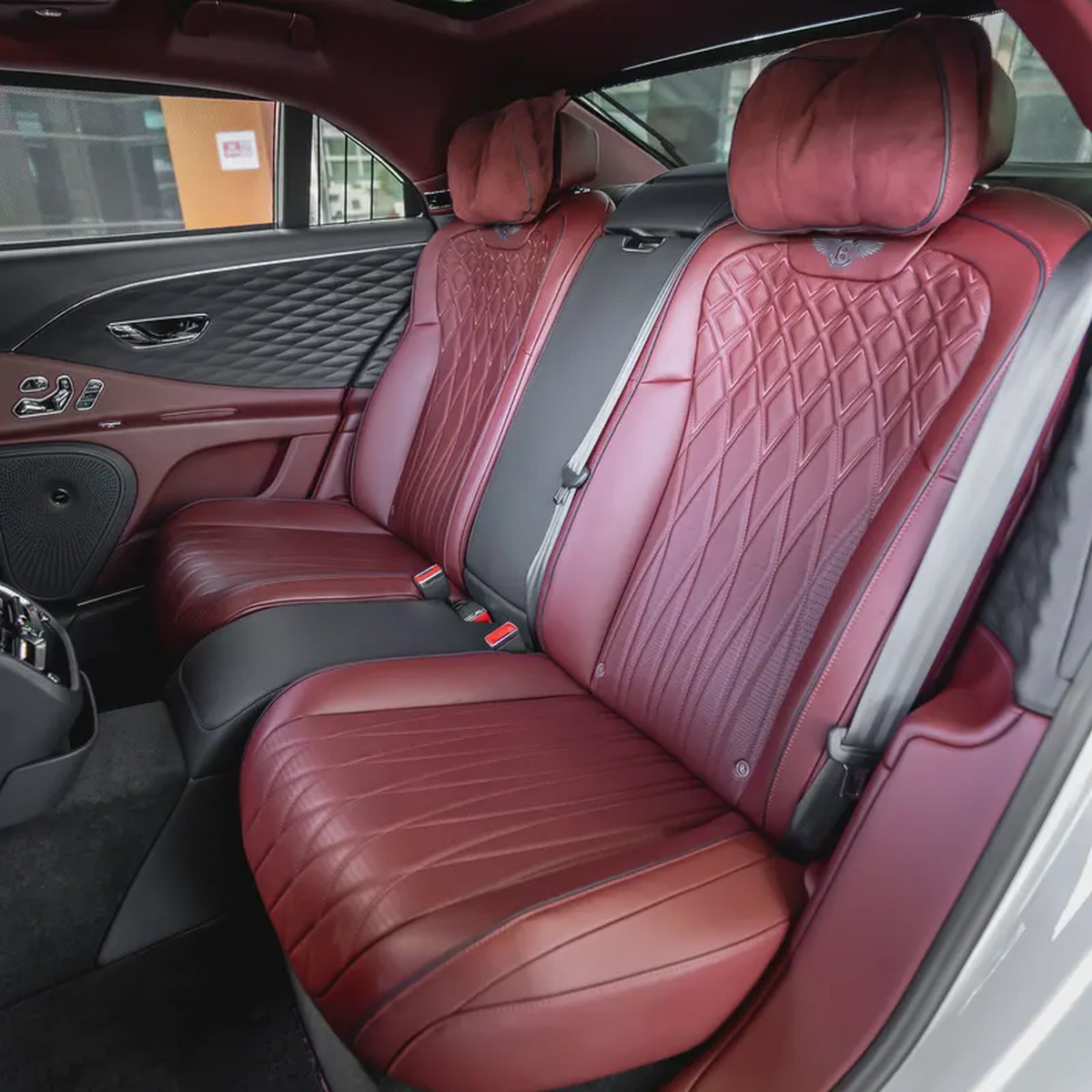 2020 BENLTEY FLYING SPUR FIRST EDITION GCC DONE ONLY 38,000KM-10-10